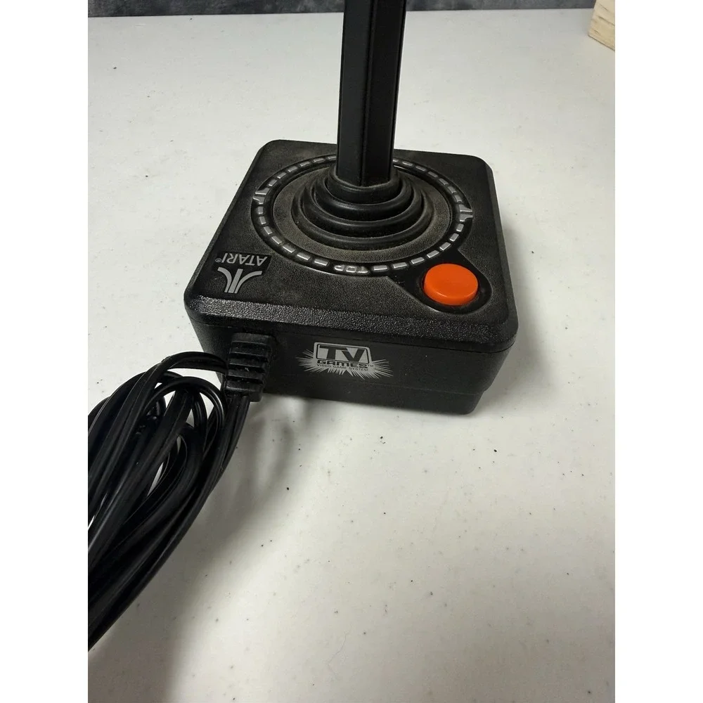 ATARI PLUG & PLAY TV GAMES VIDEO SYSTEM JAKKS 2002 *TESTED*